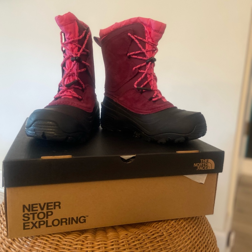 The North Face Fuchsia and Black Snow Boots